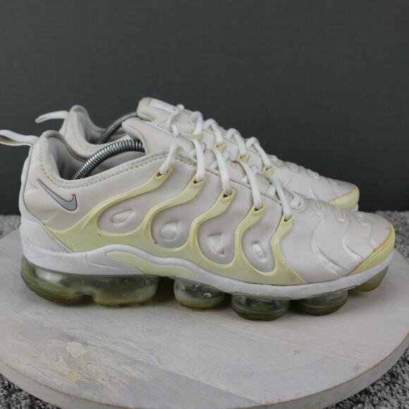 Nike Other - Nike Air VaporMax Plus Men’s Sneaker White Platinum Size 11 Vapor Cushion Retro